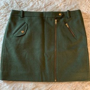 J. Crew Green Mini Skirt Chic and Versatile